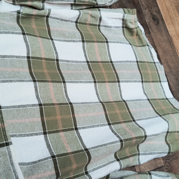 Wonder Nation Shacket Green White Plaid Thick Flannel Sz LG 10-12 Kid Unisex - Picture 11 of 14